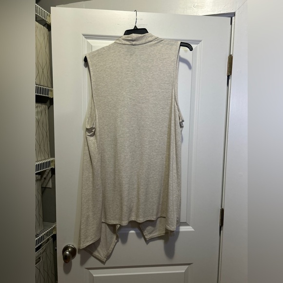 Cream Sleeveless Drape Top - Picture 2 of 3